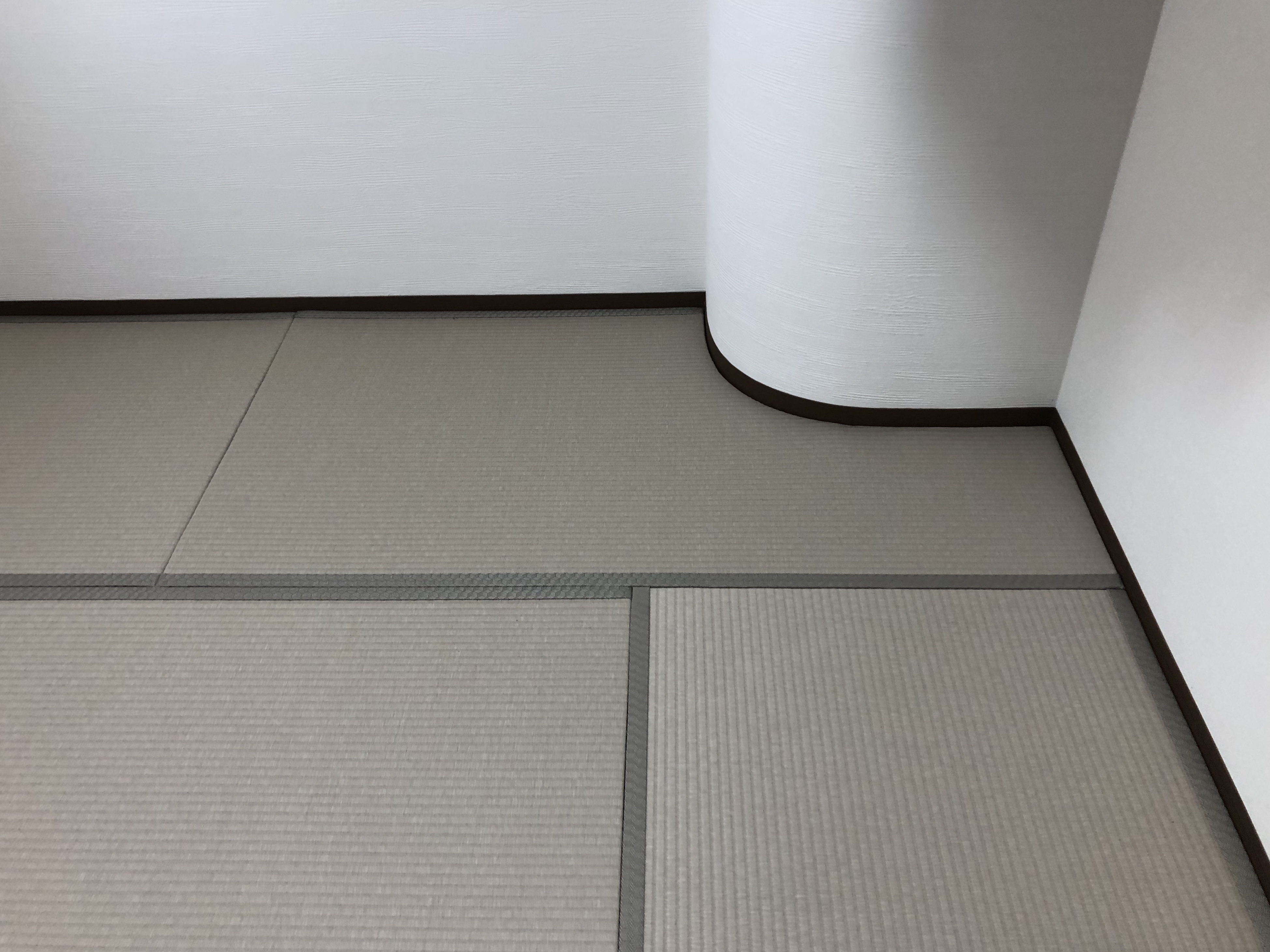 実績101.変形薄畳の画像